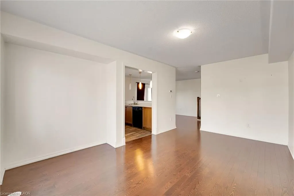 890 Fowles Court