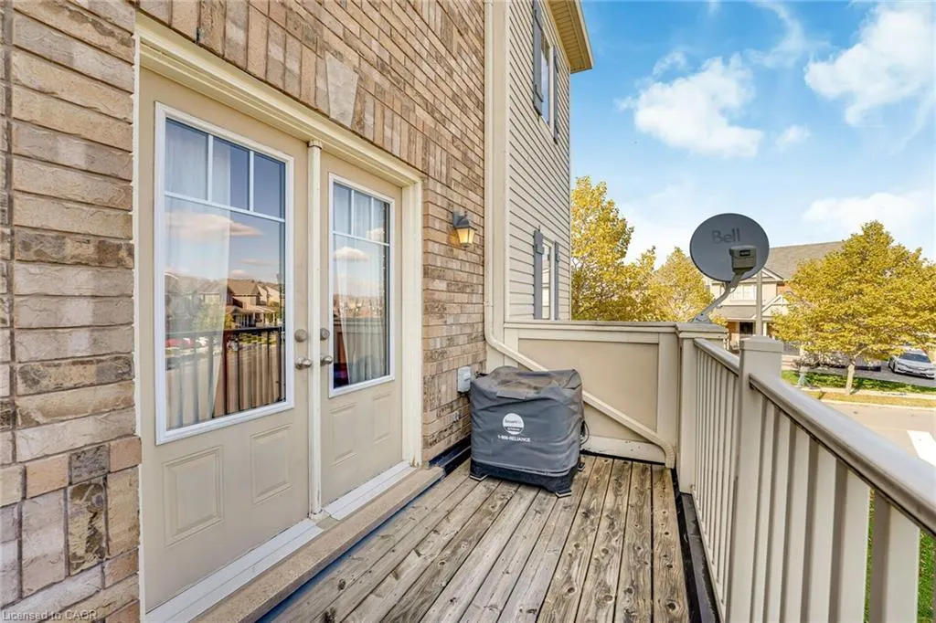890 Fowles Court