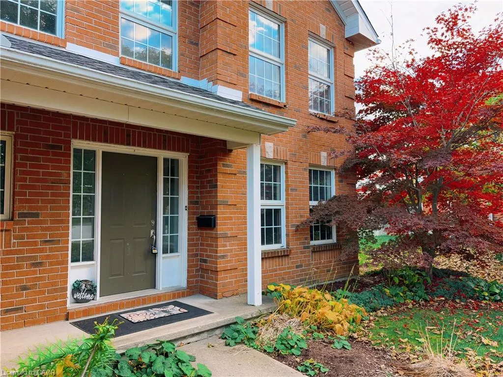 535 Cairncroft Place