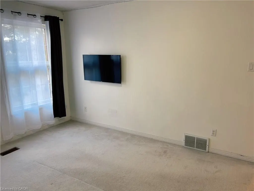 535 Cairncroft Place