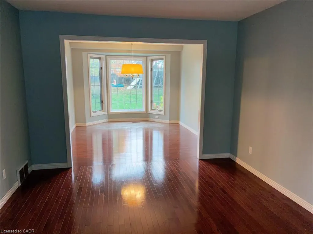 535 Cairncroft Place