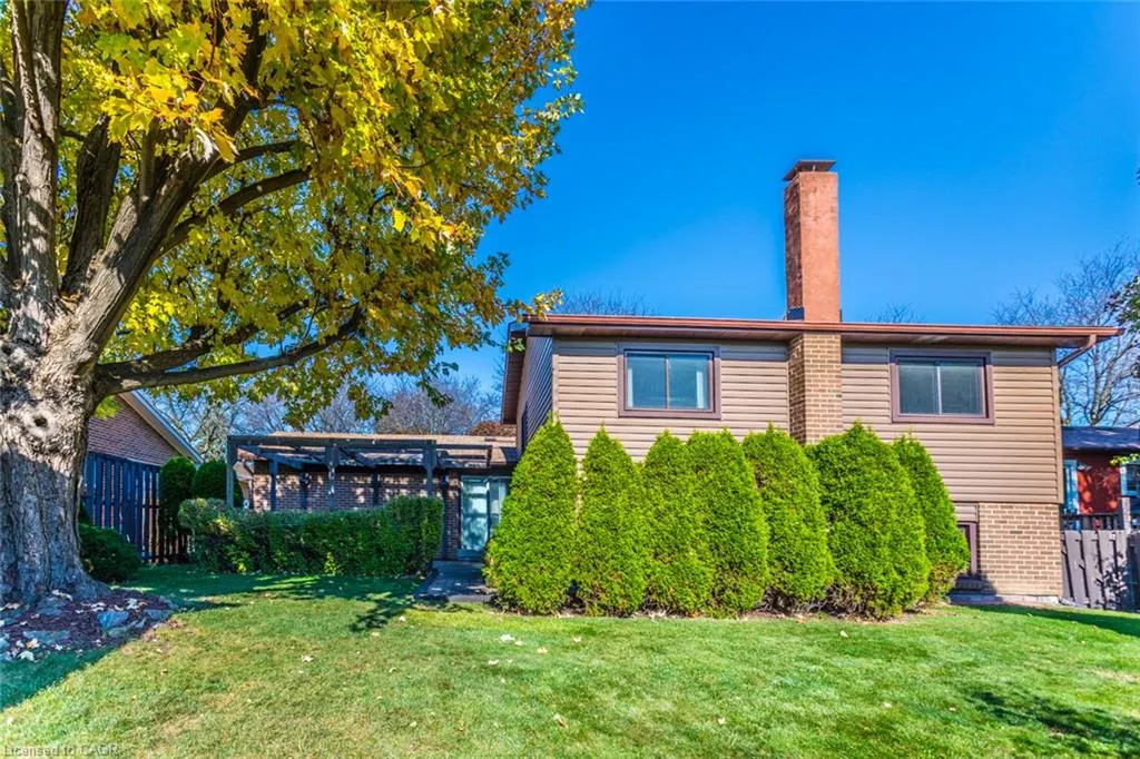 2412 Brasilia Circle