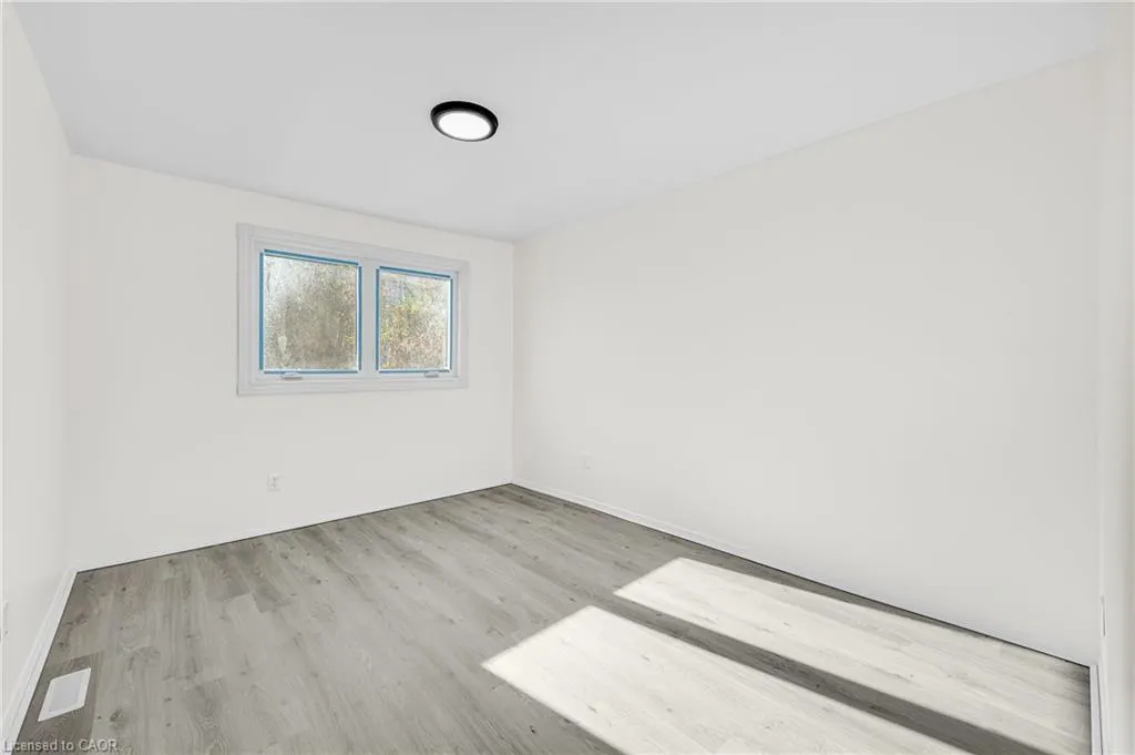 5175 Banting Court