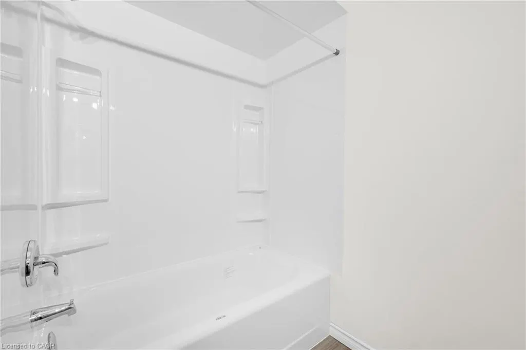5175 Banting Court