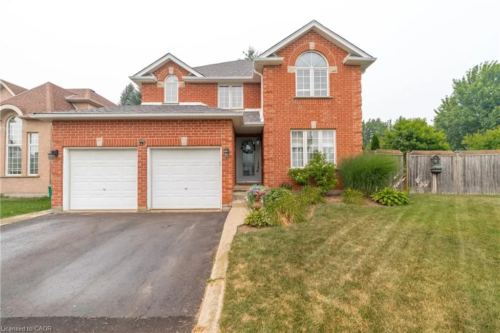 79 Beaverbrook Crescent