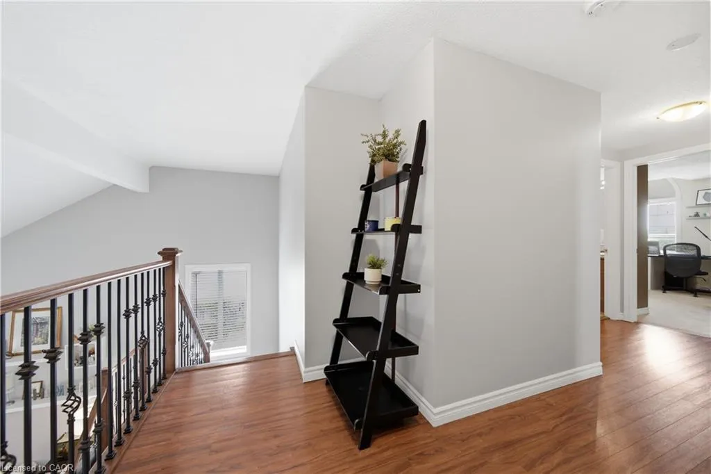 79 Beaverbrook Crescent