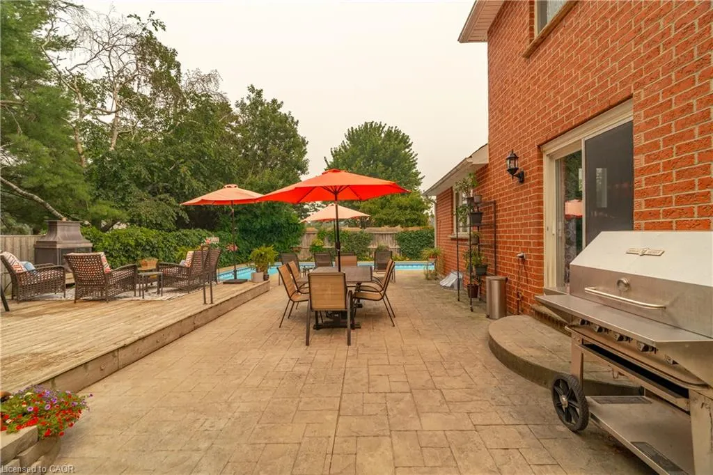 79 Beaverbrook Crescent