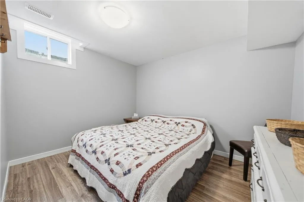 79 Beaverbrook Crescent