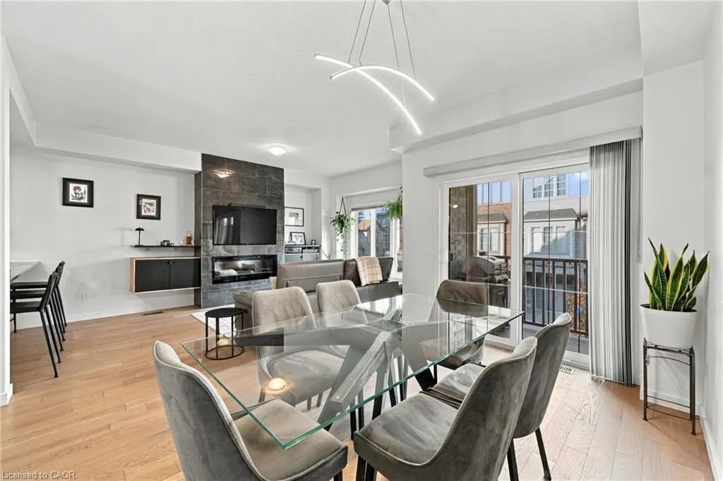4 Waterview Drive