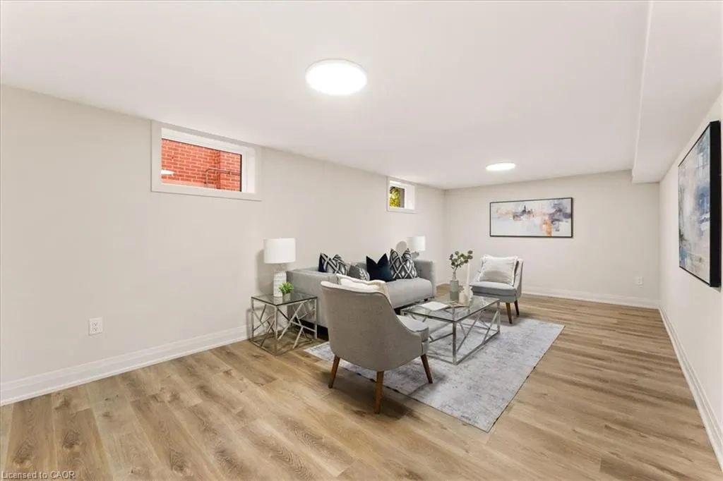 39 West 21st Street