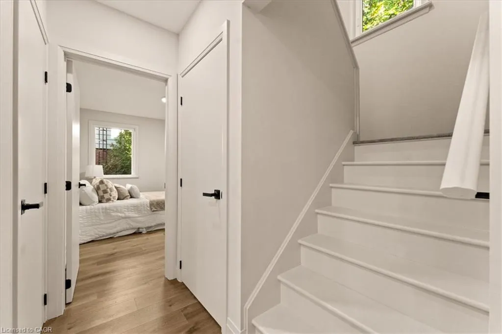 39 West 21st Street