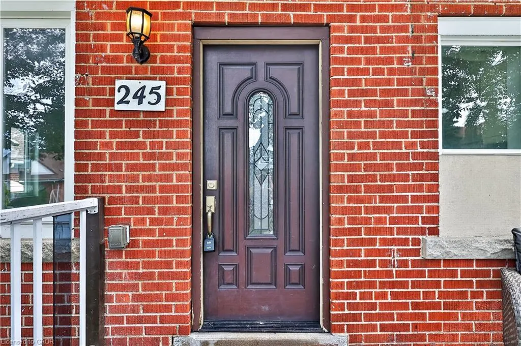 245 Glenholme Avenue