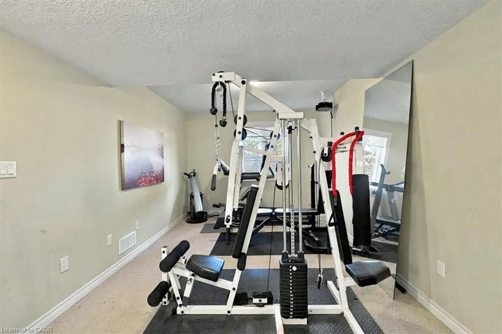 70 Willowrun Drive #M1