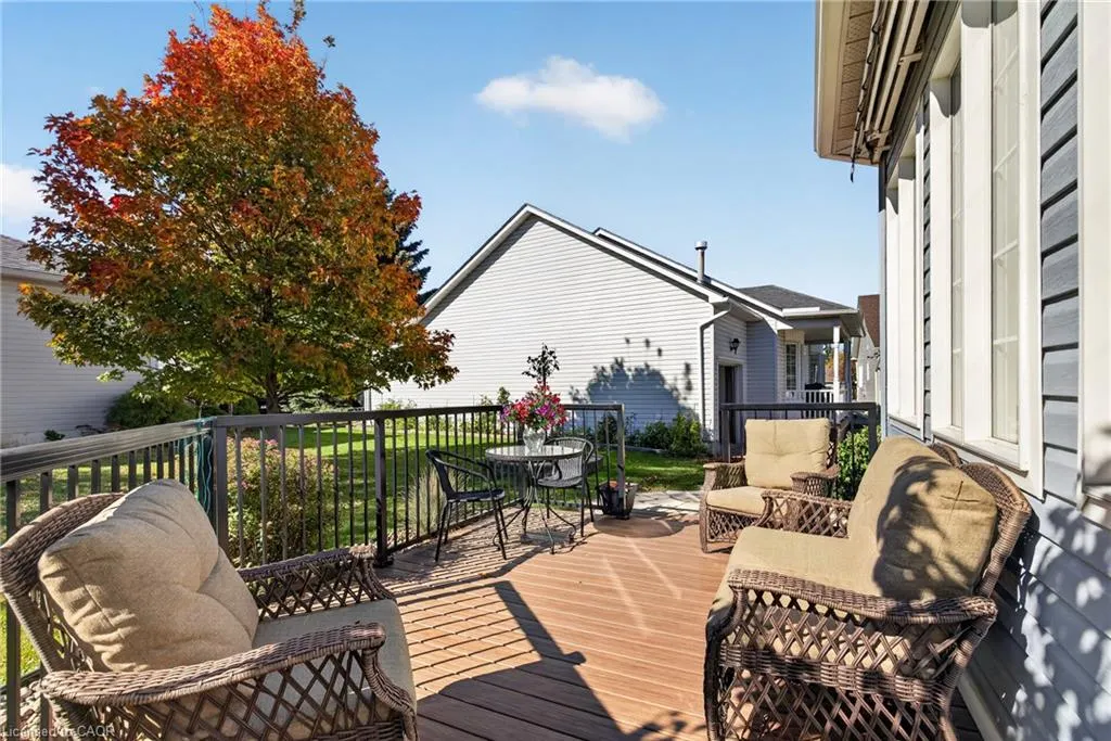 258 Silverbirch Boulevard