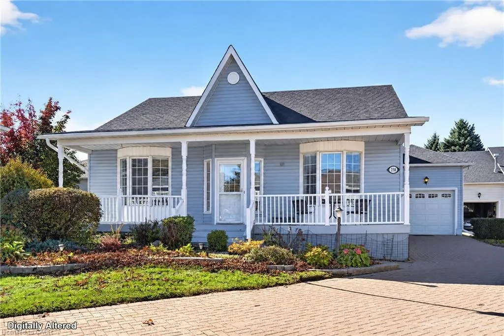 258 Silverbirch Boulevard