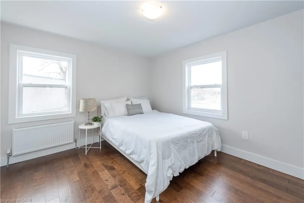 35 Niagara Street #7