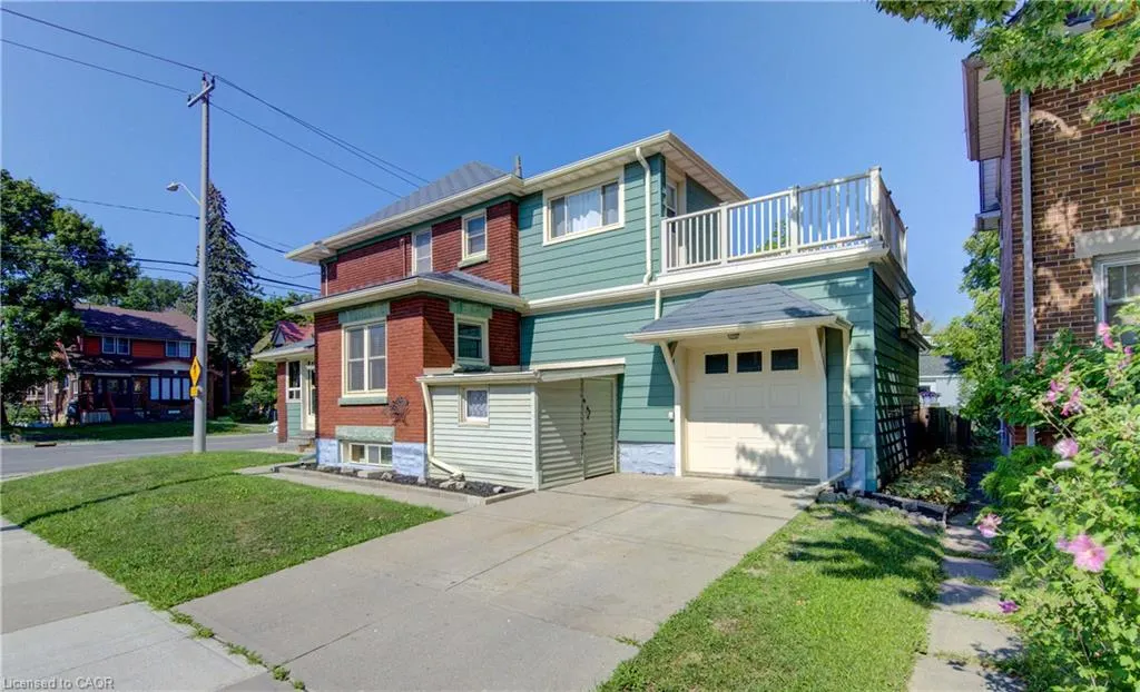 224 Weber Street E