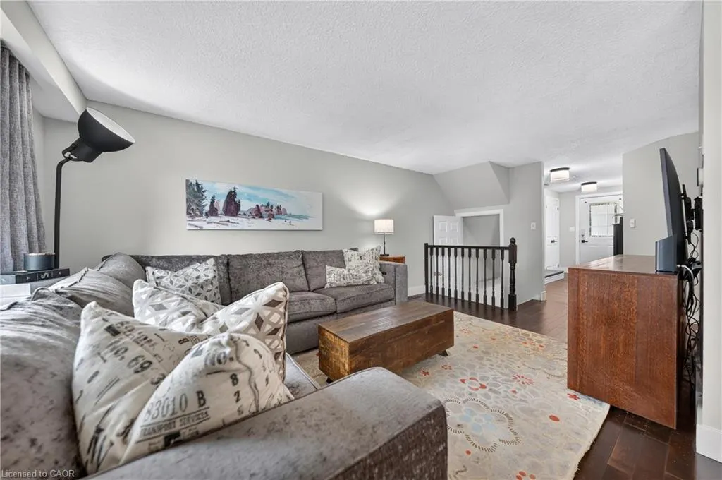 77 Activa Avenue