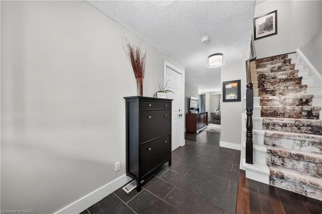 77 Activa Avenue
