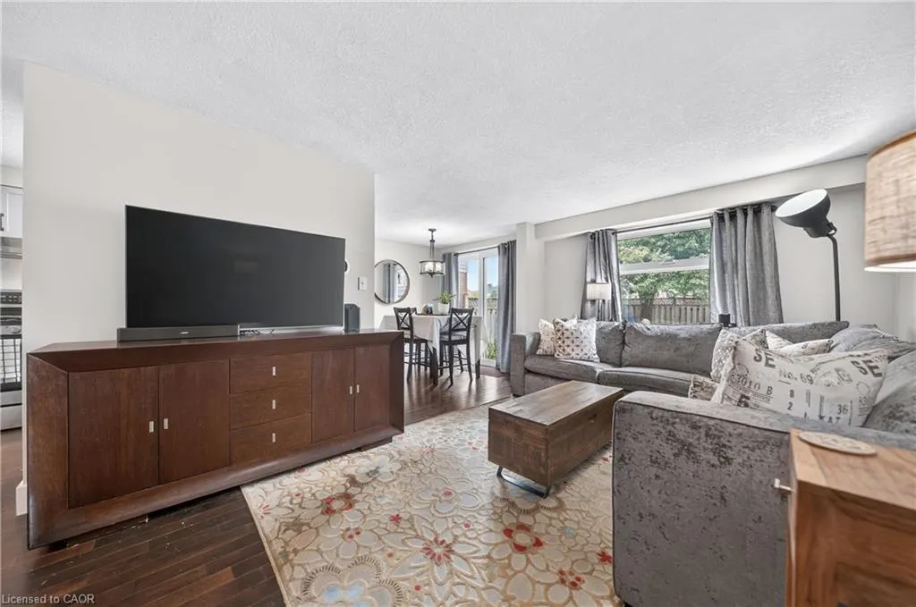 77 Activa Avenue
