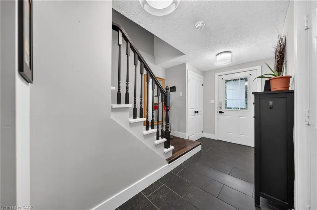 77 Activa Avenue