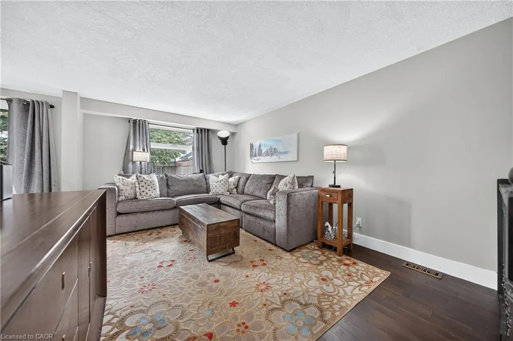 77 Activa Avenue
