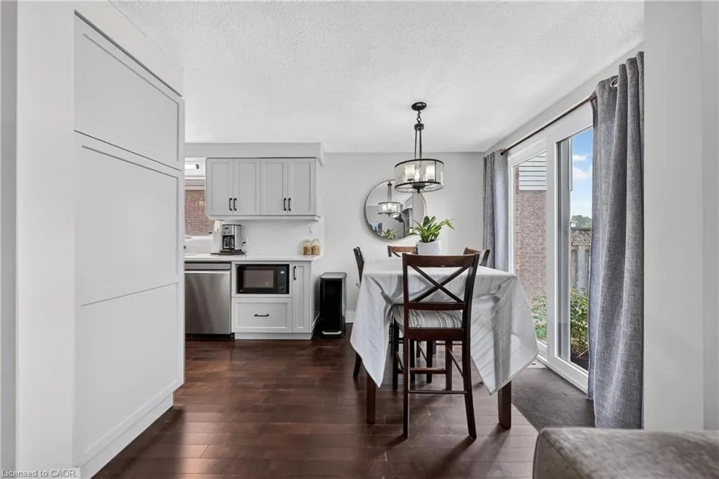77 Activa Avenue