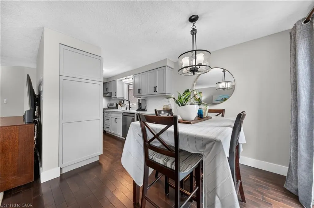 77 Activa Avenue