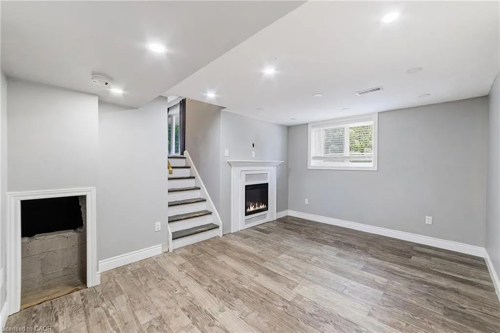 205 Sunnyridge Road
