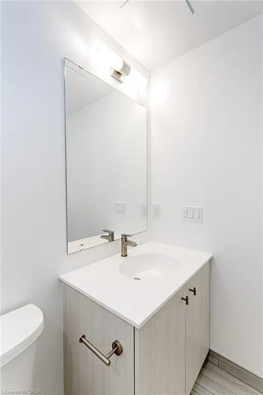 5 Wellington Street S #502