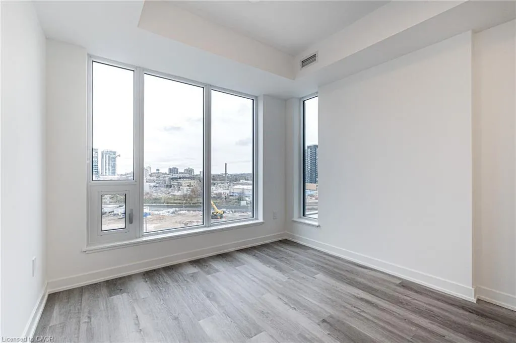 5 Wellington Street S #502