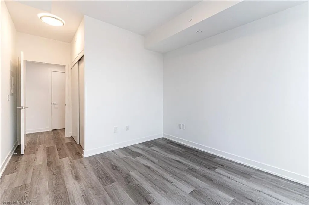 5 Wellington Street S #502