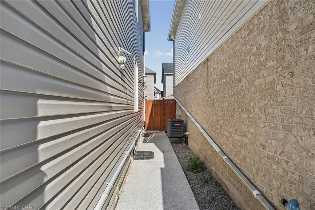16 Alexandra Drive