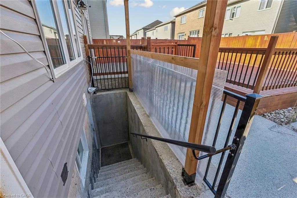 16 Alexandra Drive