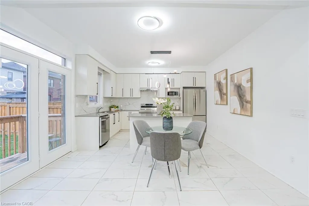 42 Prince Philip Boulevard