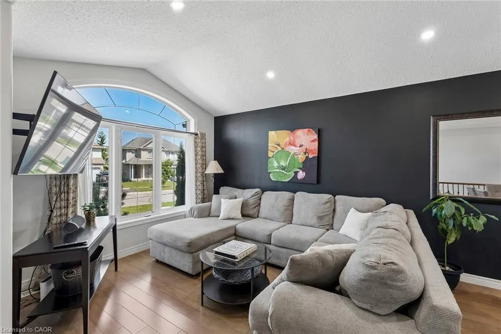 375 Fairway Road
