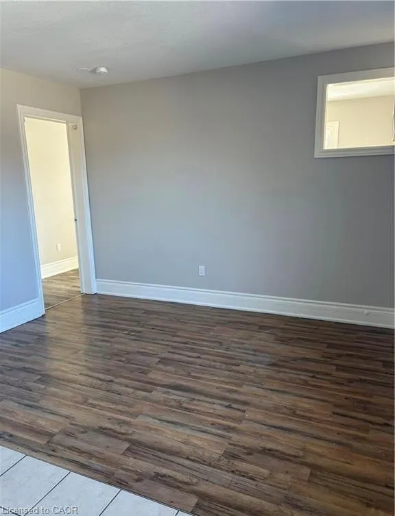 81 Dundas Street