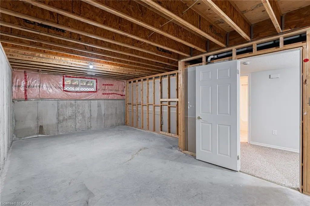 53 Beverly Street E #5