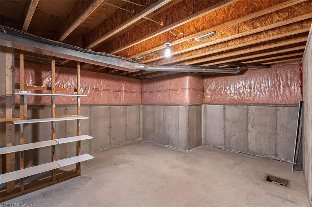 53 Beverly Street E #5