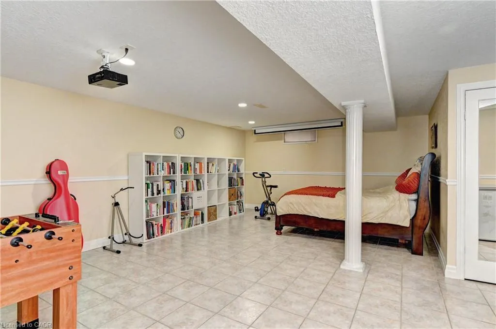 733 Chesapeake Drive