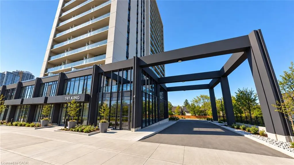 741 King Street W #1705