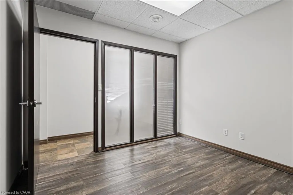 2090 Bates Common
