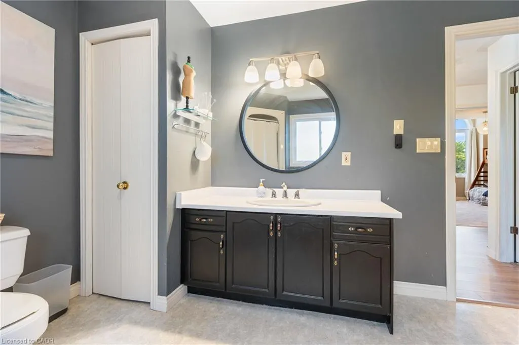 29 Leslie Avenue
