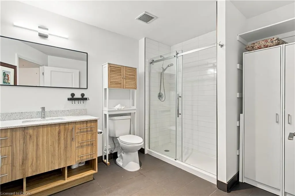 525 New Dundee Road #208