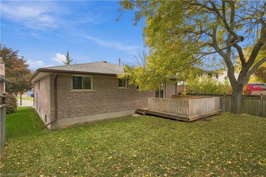 30 Carlyle Place