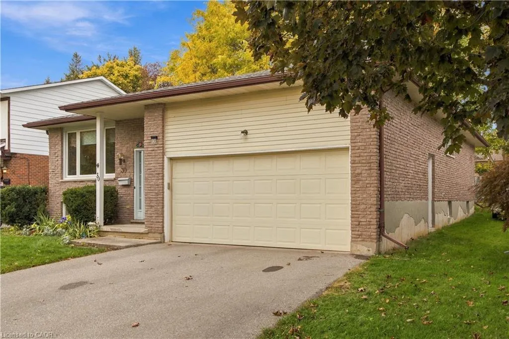 30 Carlyle Place