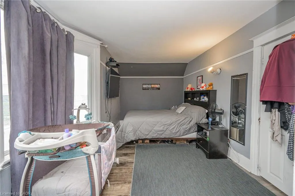 372 Beach Road