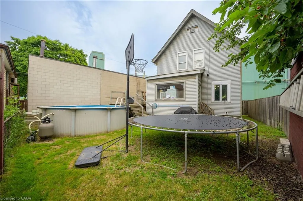 372 Beach Road