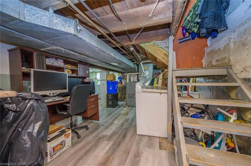 372 Beach Road