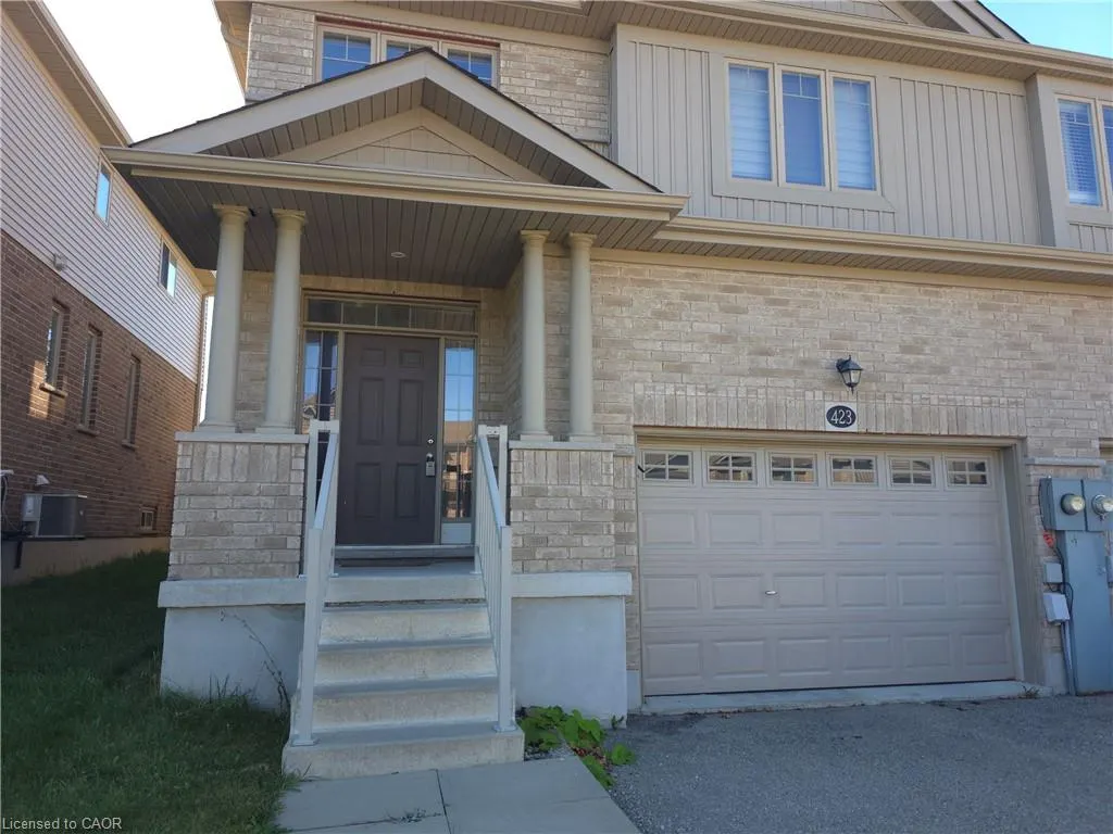 423 Avens Street
